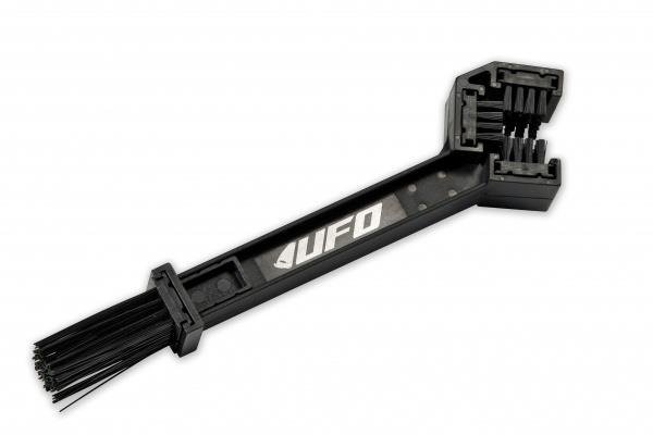 Chain brush Chain brush