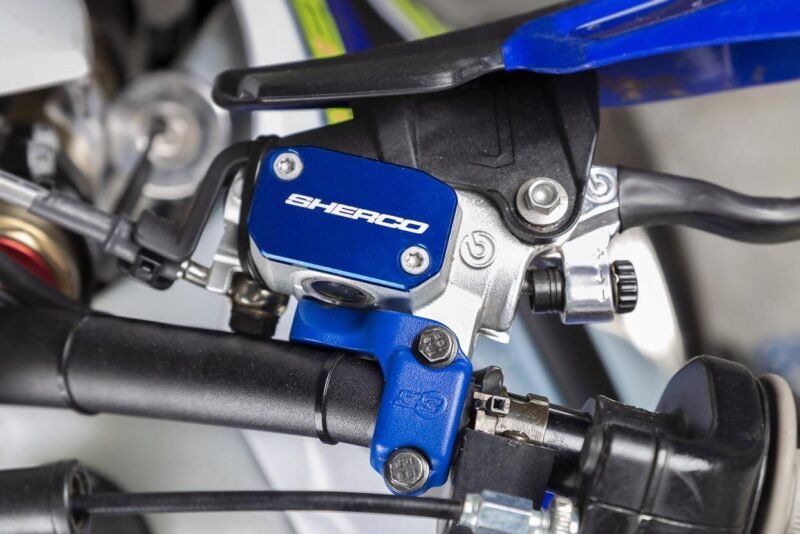 S3 Brembo MC saver clamps - Black